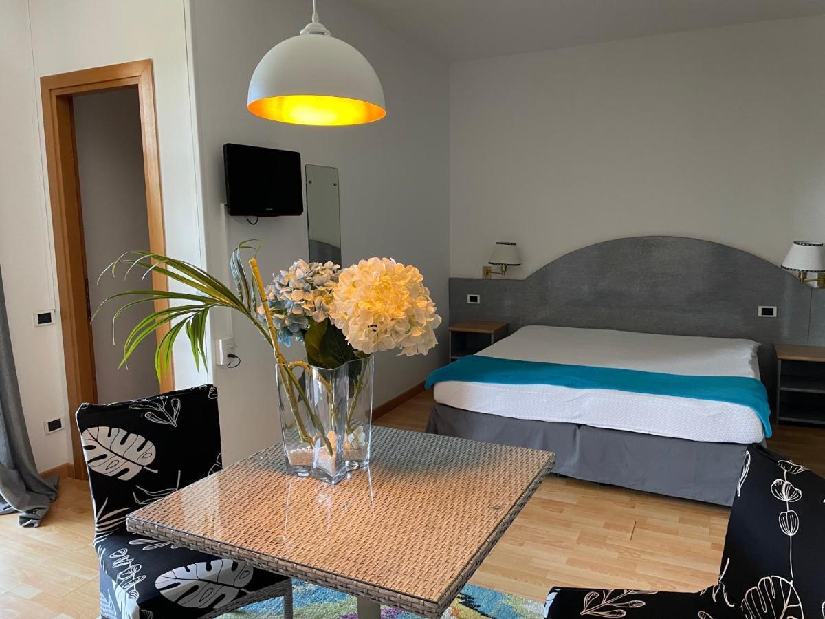 Residence Alexandra Stay Sirmione Luaran gambar